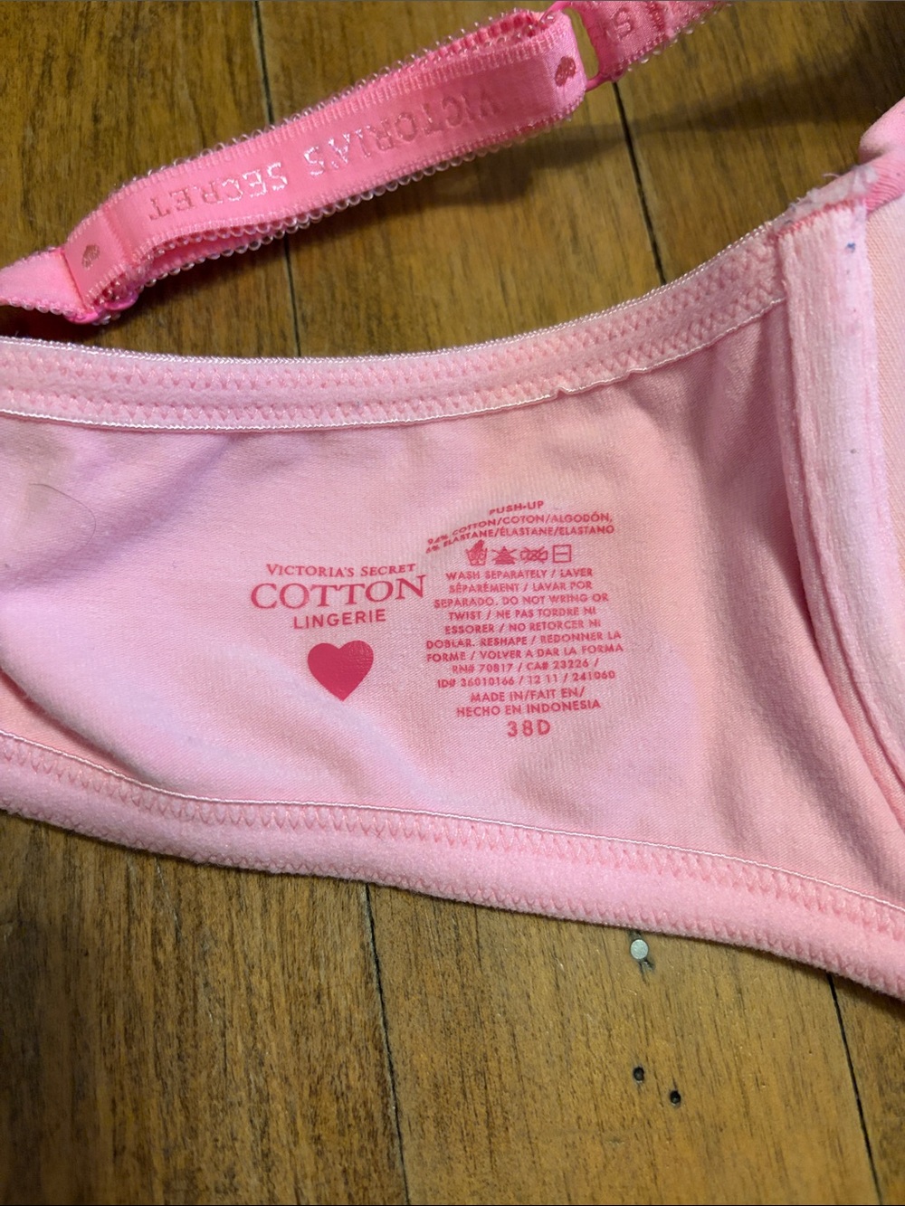 Victoria's Secret Hot Pink Lightly Padded Cotton T-Shirt Bra - Picture 7 of 12